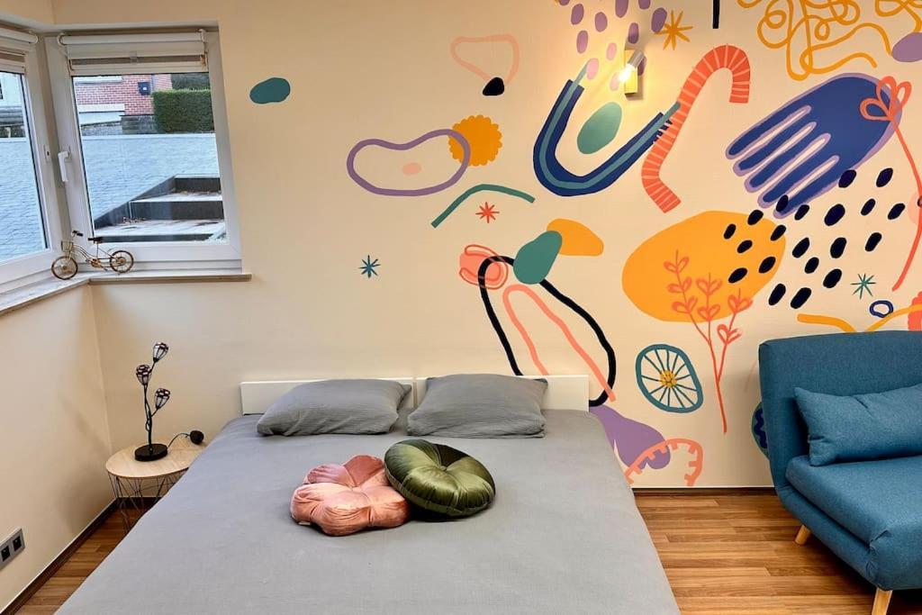 Péruwelz La Fresque D'Heloise - Appartement 1 Chambre 2 Lits Doubles מראה חיצוני תמונה